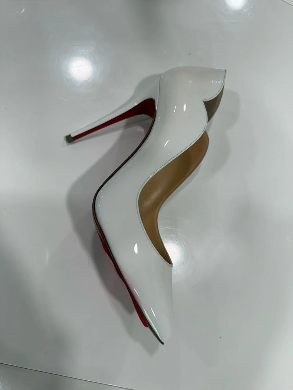 Christian Louboutin White Patent Pointed-Toe Pumps with Signature Red Sole - Picture 10 of 10